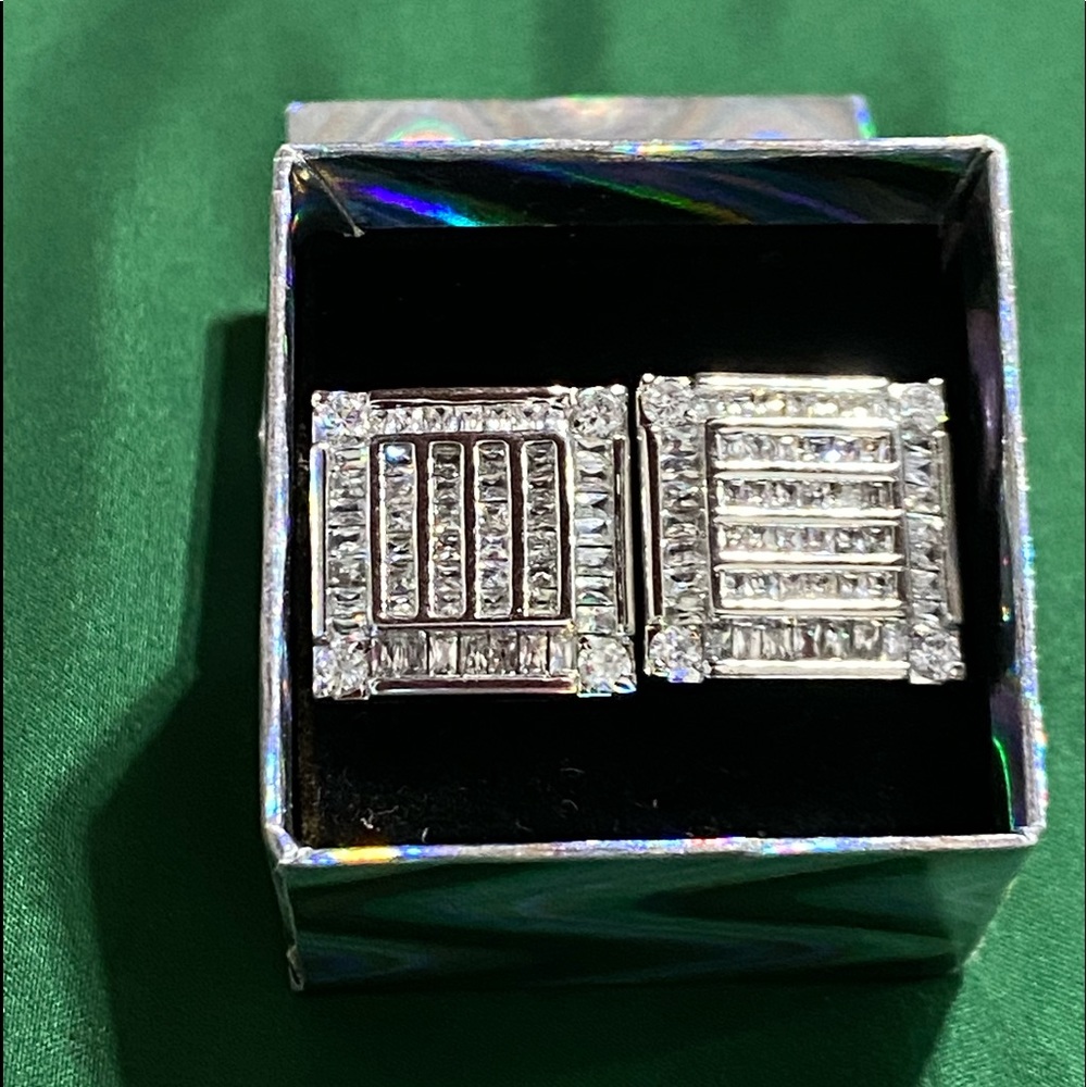Cuff links